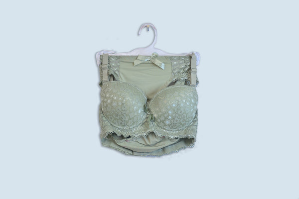 *Embroidered Cup Soft Foam bra pair  for regular use best quality*